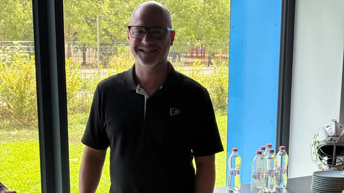 Brady Robinson először jár Budapesten