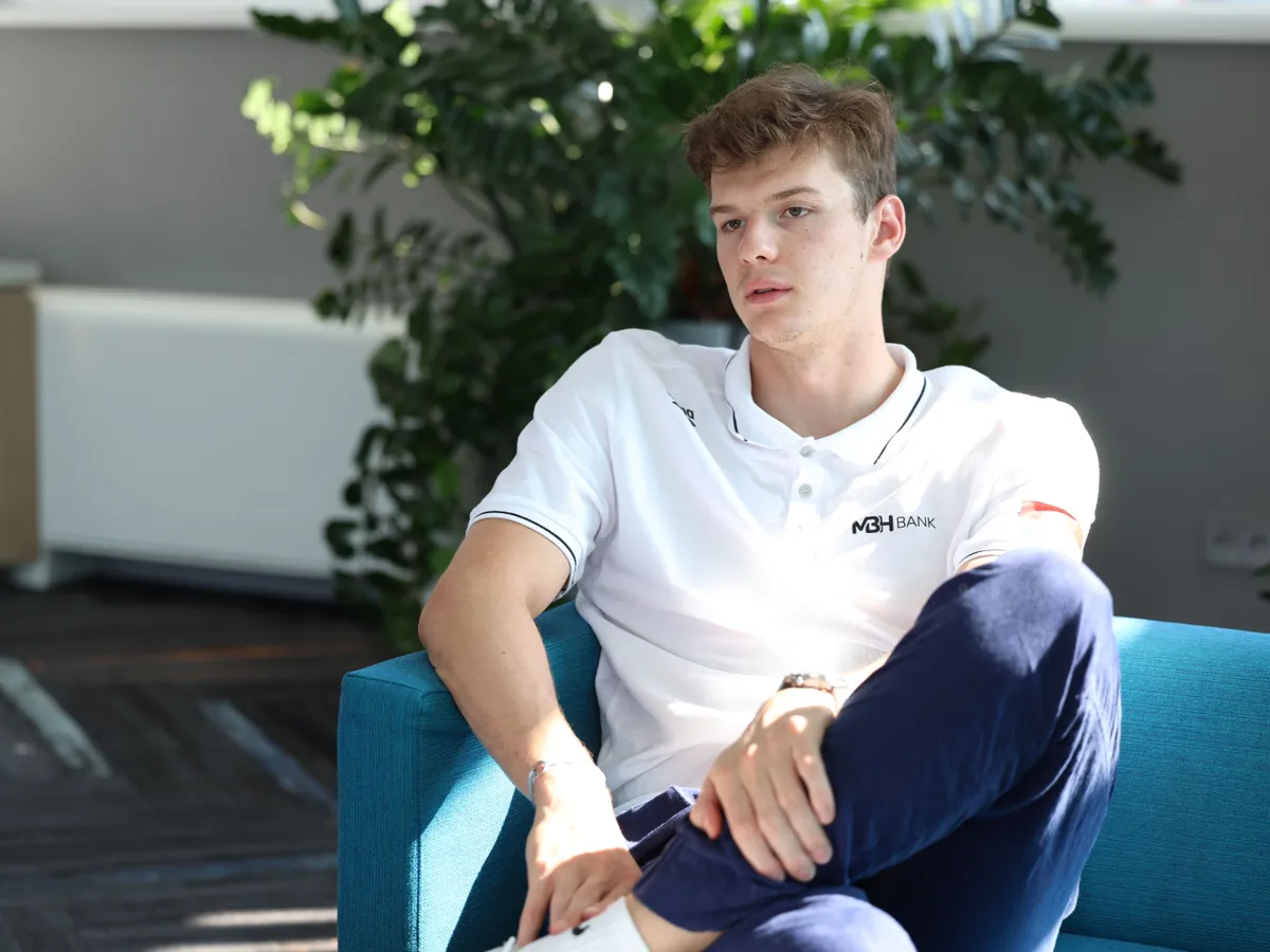 Kós Hubert, Kós Hubert kemény kritikát fogalmazott meg Milák Kristóffal kapcsolatban