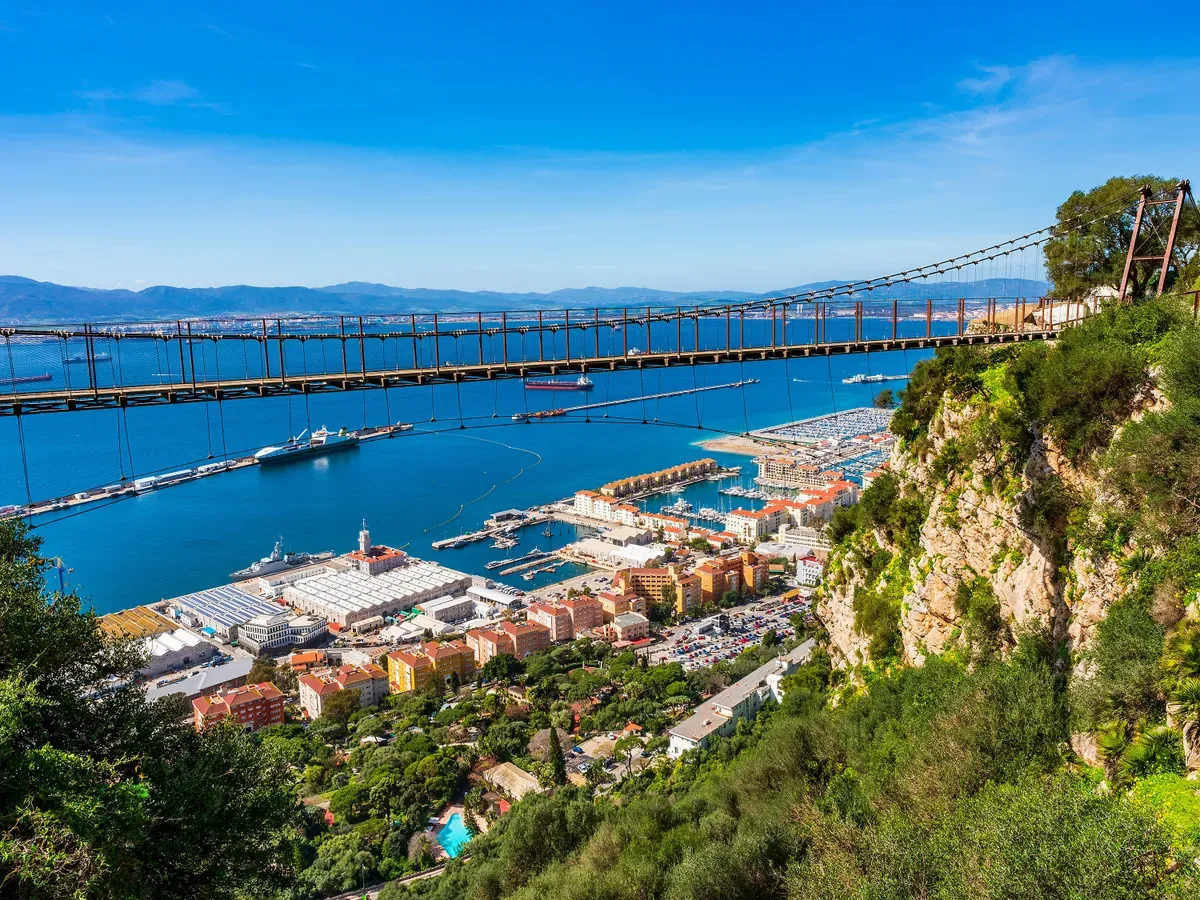 Gibraltár: lebontották az utolsó nyugat-európai határkerítést