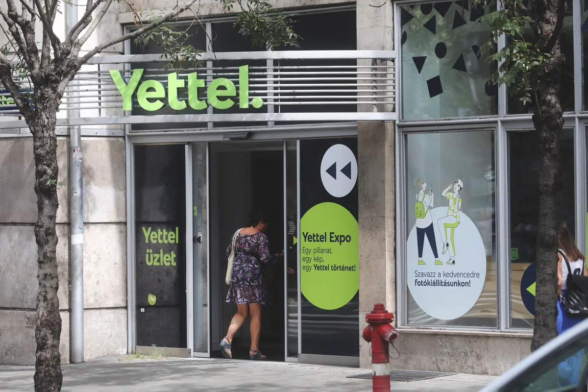 Áremelés a Yettelnél