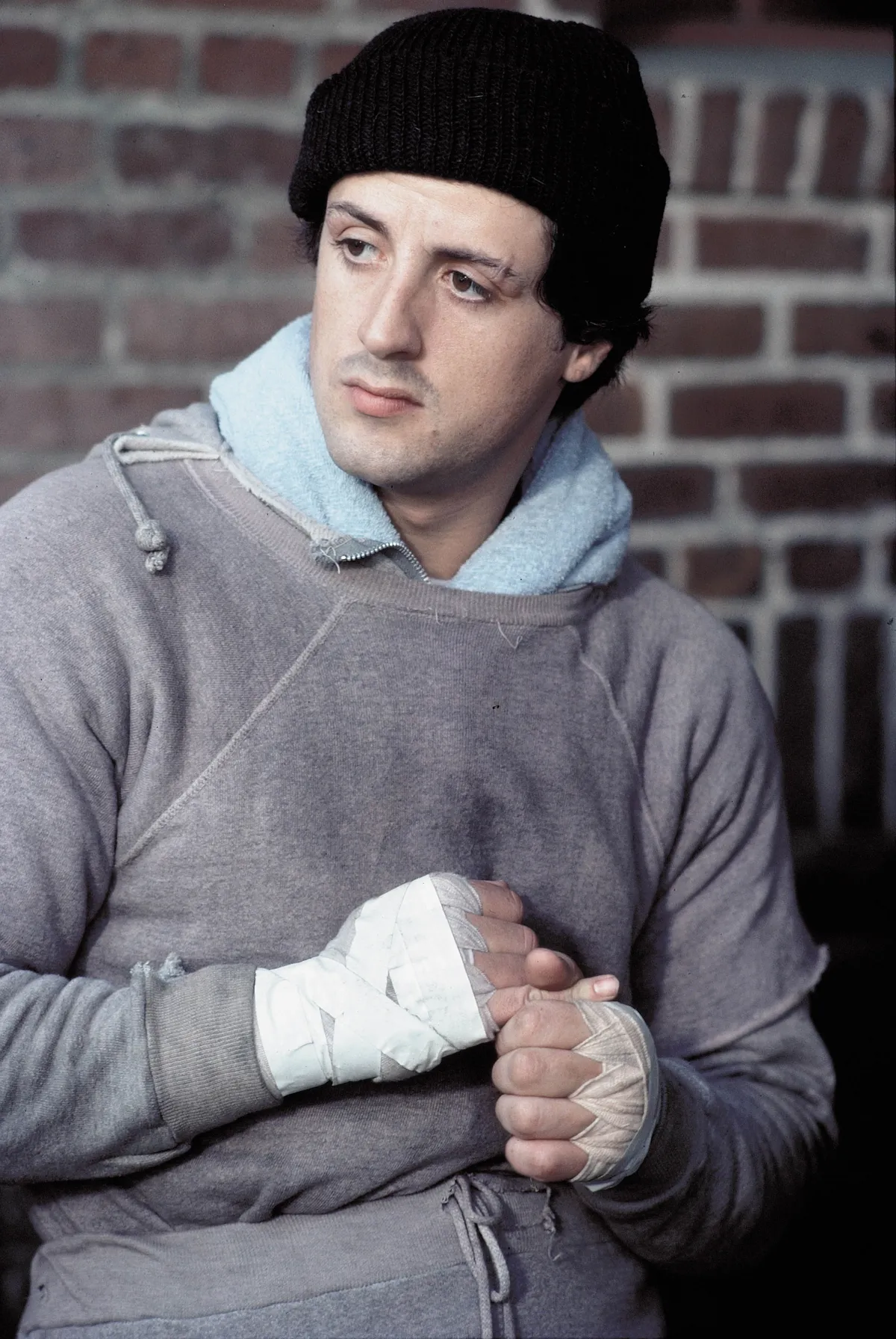 Sylvester Stallone, a Rocky sztárja volt. Ennek az alkotásnak köszönheti, hogy világhírűvé vált.