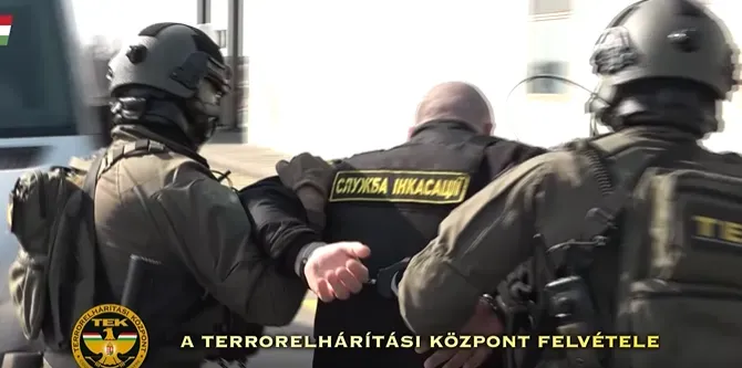 Látványos felvételt tett közzé a TEK az ukrán aranykonvoj elleni akcióról