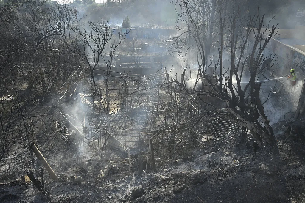 SPAIN-WILDFIRE-EMERGENCY-GOVERNMENT-CLIMATE