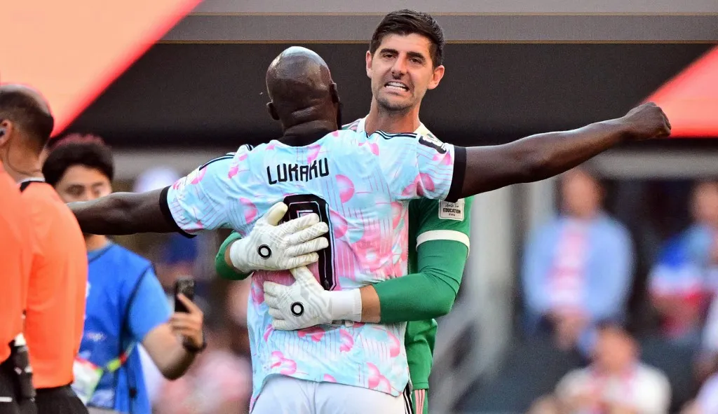 Belgium's Romelu Lukaku and Belgium's goalkeeper Thibaut Courtois celebrate after winning a soccer game between the USA and Belgian national team Red Devils, on Monday 06 July 2026, at the Seattle Field, in Seattle, a 1/8 finals game in the FIFA World Cup 2026.
BELGA PHOTO DIRK WAEM (Photo by DIRK WAEM / BELGA MAG / Belga via AFP)