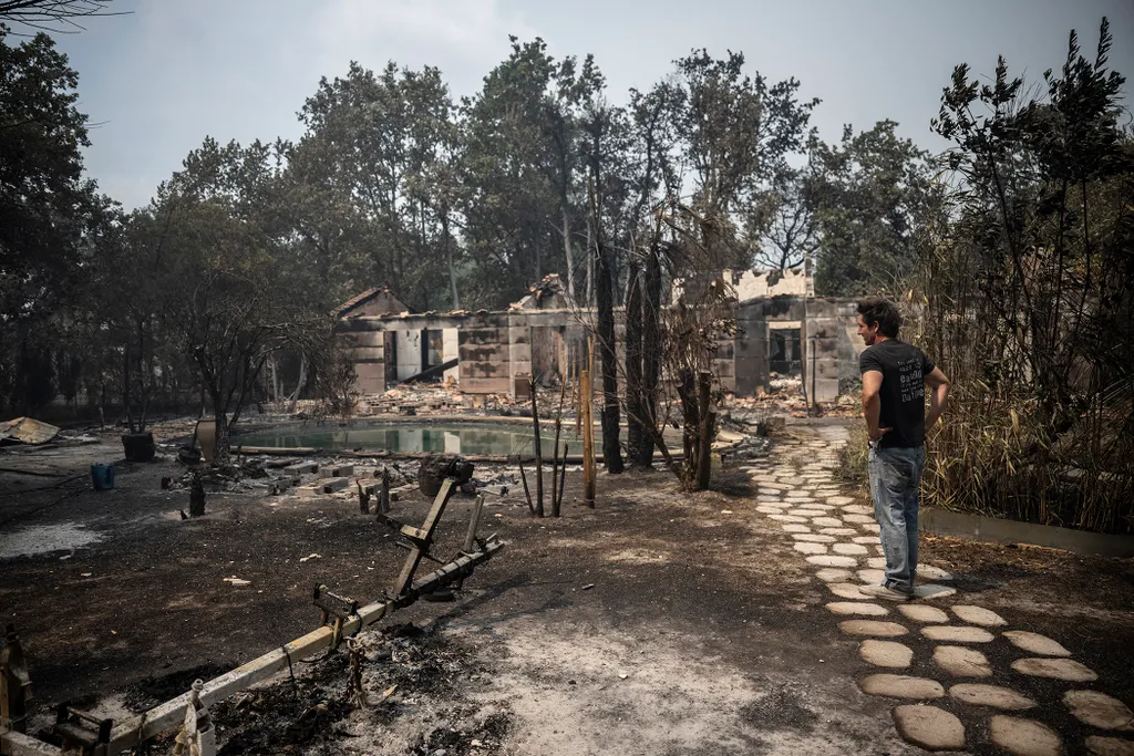 FRANCE-ENVIRONMENT-CLIMATE-WEATHER-WILDFIRE