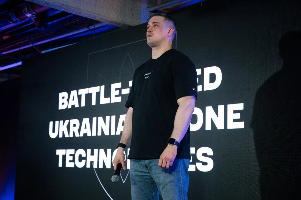 KYIV, UKRAINE - JULY 16: Defense minister of Ukraine Mykhailo Fedorov gives a briefing after his dismissal from his position by President of Ukraine Volodymyr Zelenskyy in Kyiv, Ukraine, on July 16, 2026. Stringer / Anadolu (Photo by Anadolu via AFP), Zelenszkij–Fedorov konfliktus