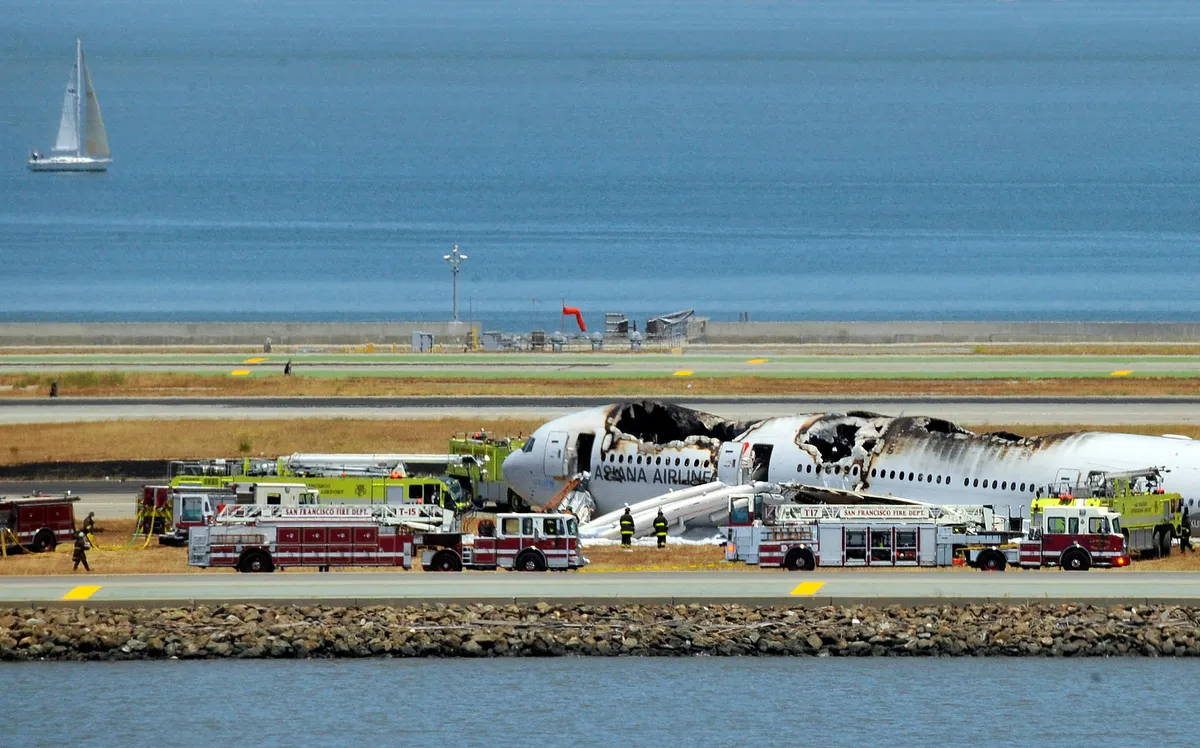 13 éve csapódott a kifutópályába az Asiana Airlines 214-es járata
