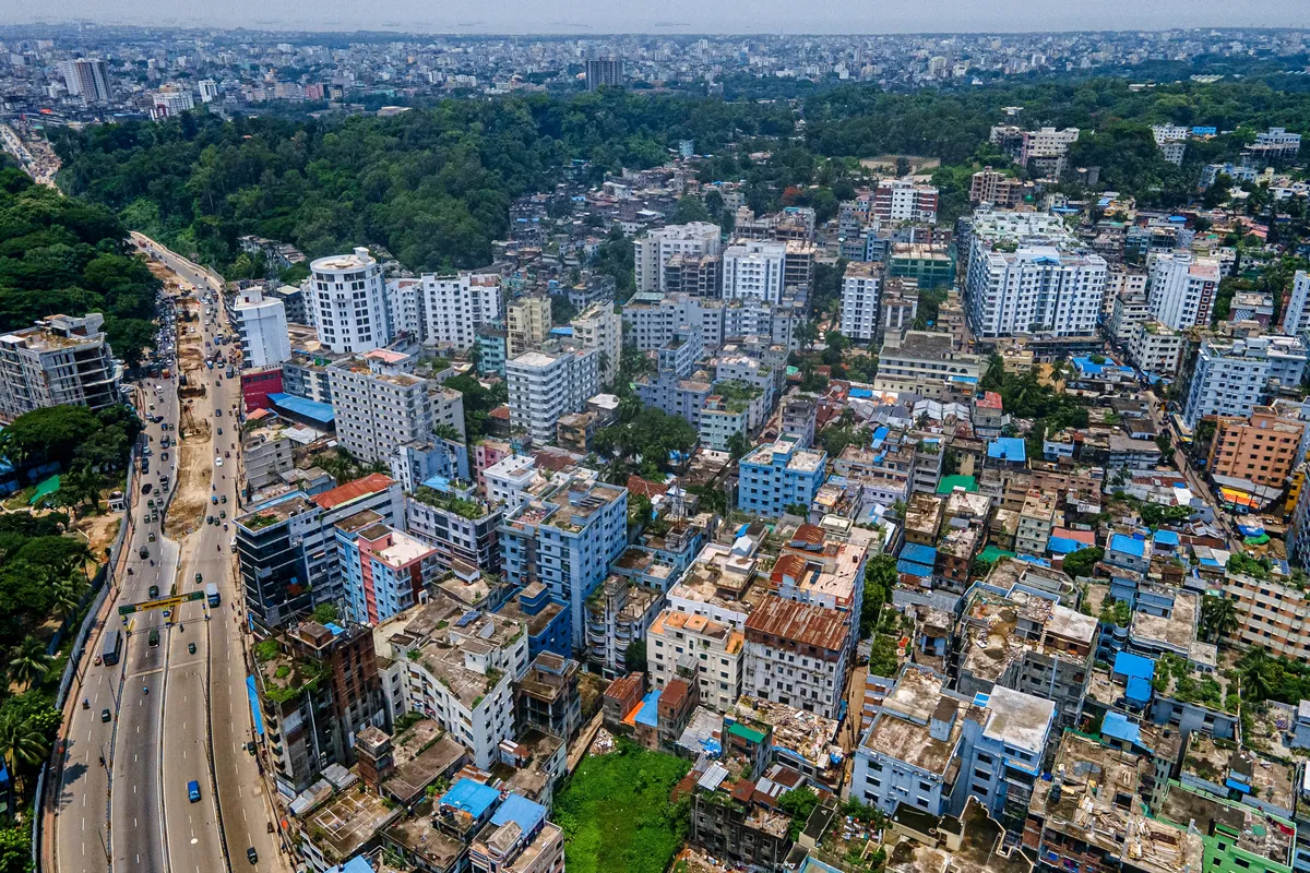 Egy bangladesi város tiszta időben