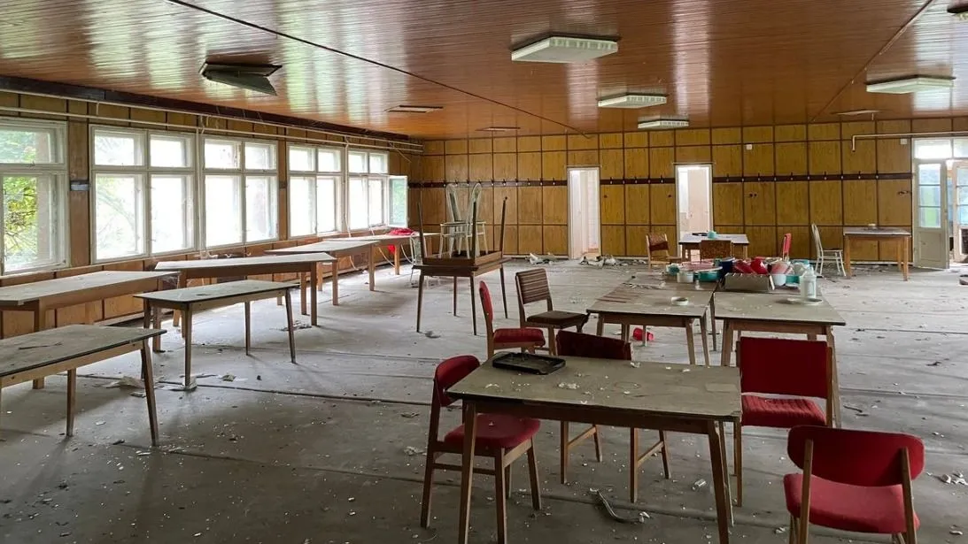 Az urbex során készült felvételek egy Békés megyei elhagyatott épület leromlott állapotát mutatják be