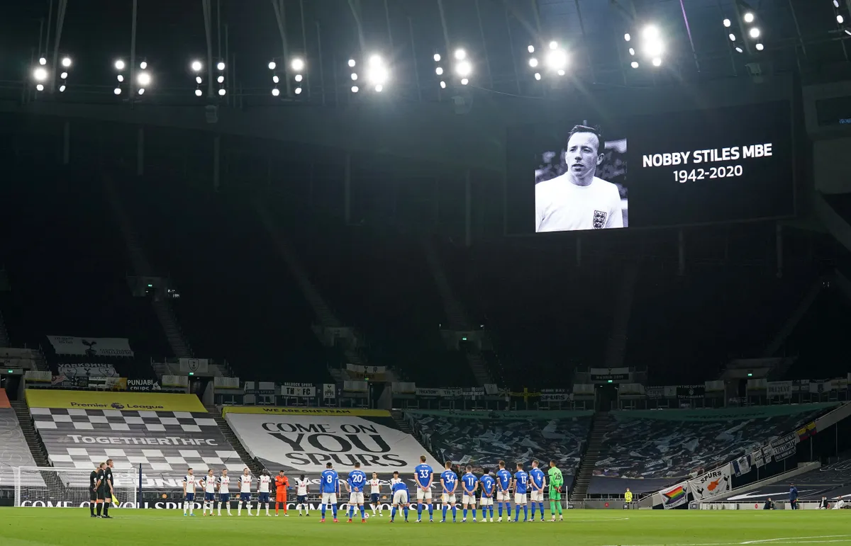 Demencia okozta Nobby Stiles halálát: 140 ezer fejelés után találtak összefüggést a futball és az agykárosodás között