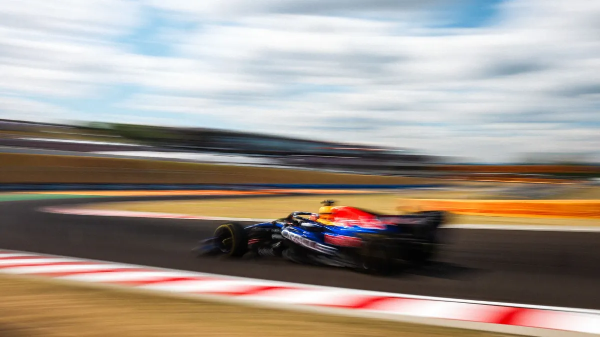 Azonnali intézkedést rendeltek el a Hungaroringen az F1-es pilóták panaszkodása miatt