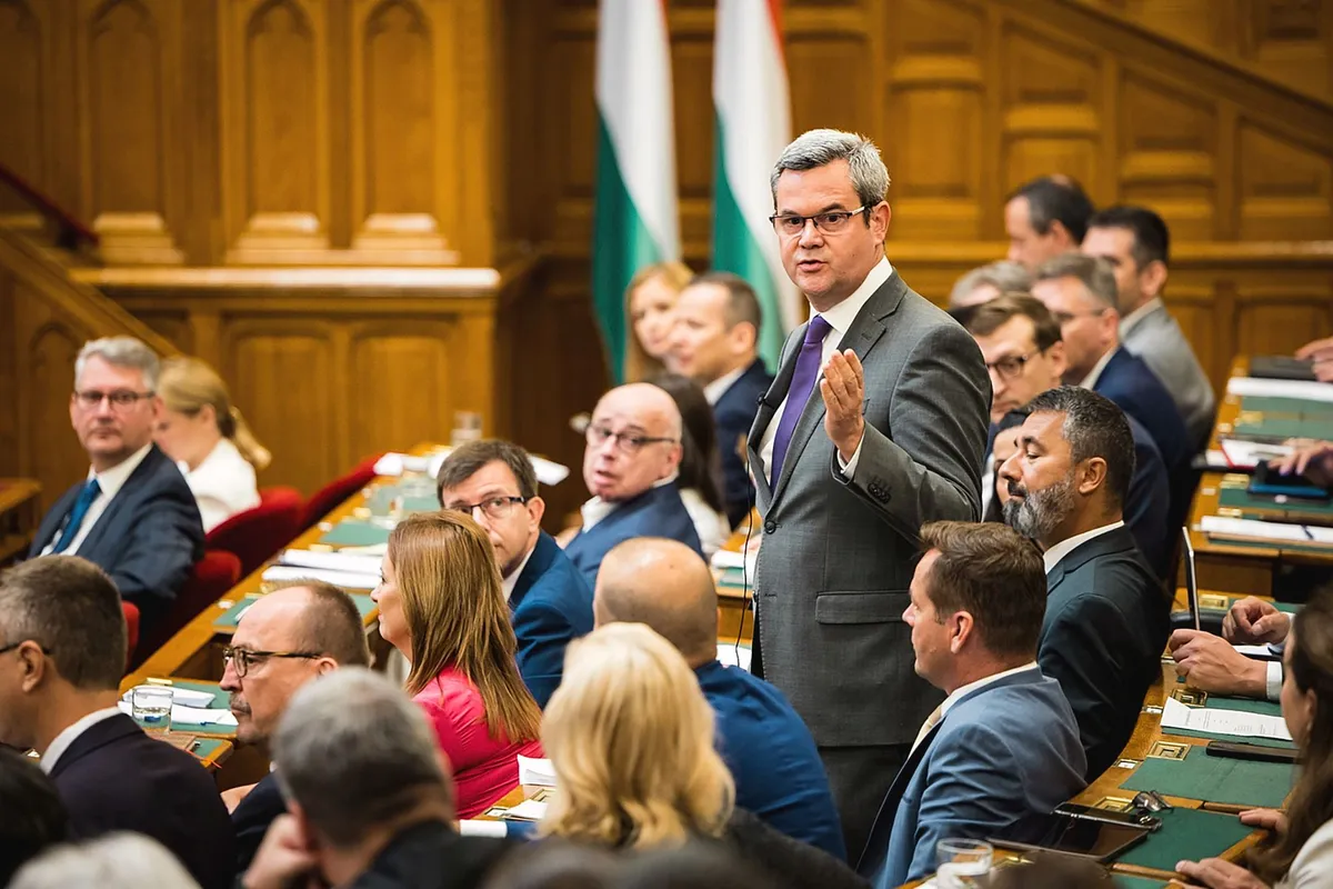 Takács Péter a parlamentben