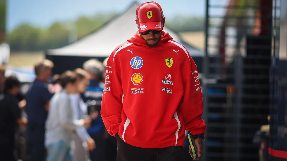 Magába roskadt a Hungaroringen Lewis Hamilton, vizsgálatot indítottak ellene