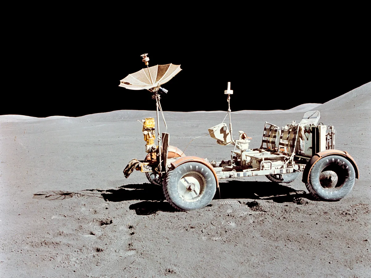 A Hadley-Apennine leszállóhelyen végzett holdfelszíni űrséta a Falcon holdkomppal, az Apollo-15 küldetés során