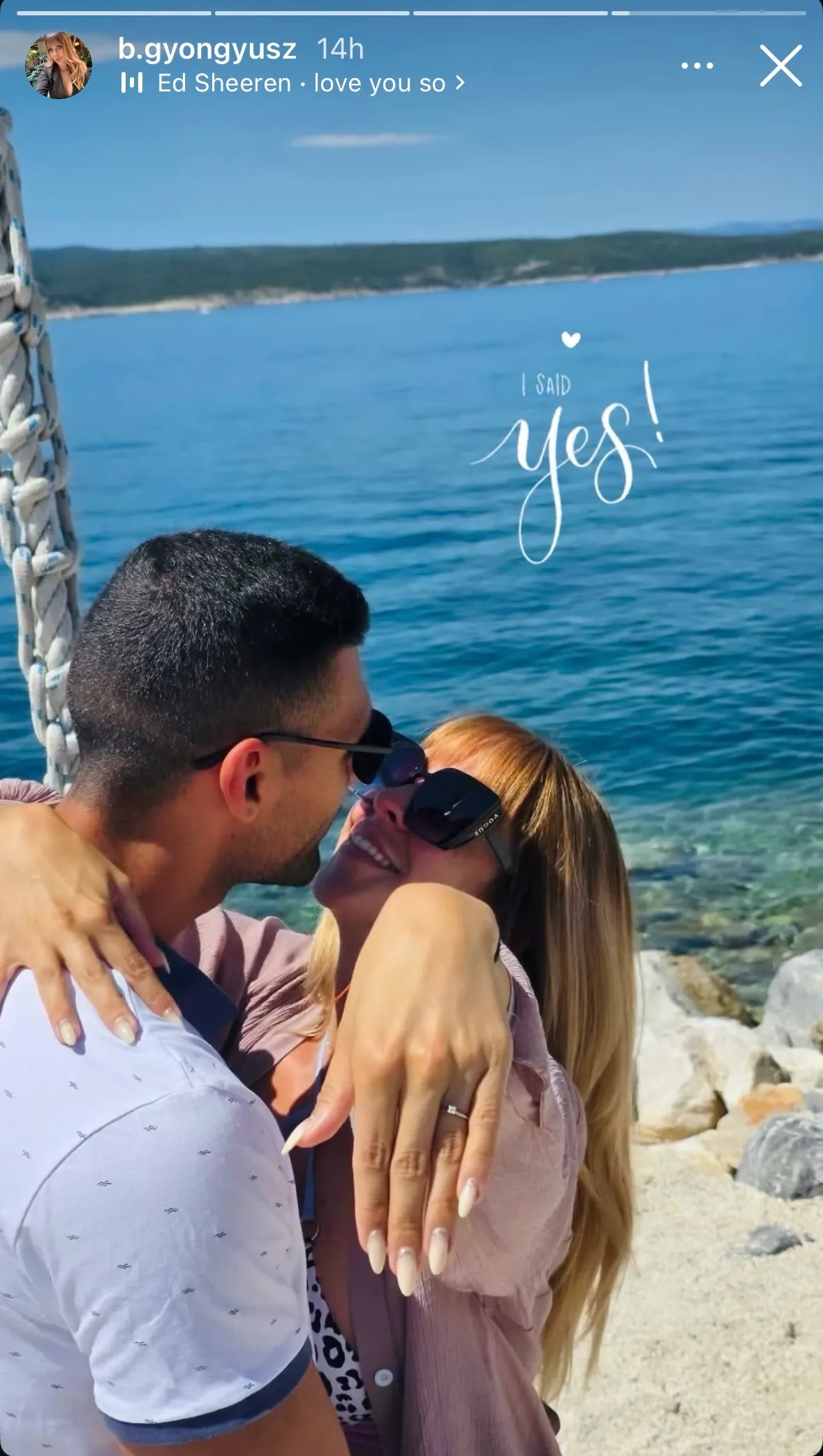 Boda Gyöngyi és párja mesés helyen nyaralnak együtt.