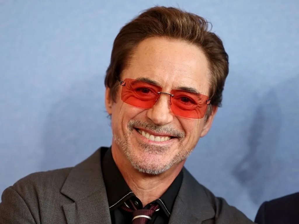 Robert Downey Jr. ezúttal már egy teljesen új karakterként jelenik meg. Doctor Doom a készülő film főgonosza lesz, NEW YORK, NEW YORK - MAY 18: Robert Downey Jr. attends the 2026 Lincoln Center Spring Gala honoring Robert Downey Jr. & Susan Downey at Vivian Beaumont Theatre at Lincoln Center on May 18, 2026 in New York City.   Jamie McCarthy/Getty Images/AFP (Photo by Jamie McCarthy / GETTY IMAGES NORTH AMERICA / Getty Images via AFP)