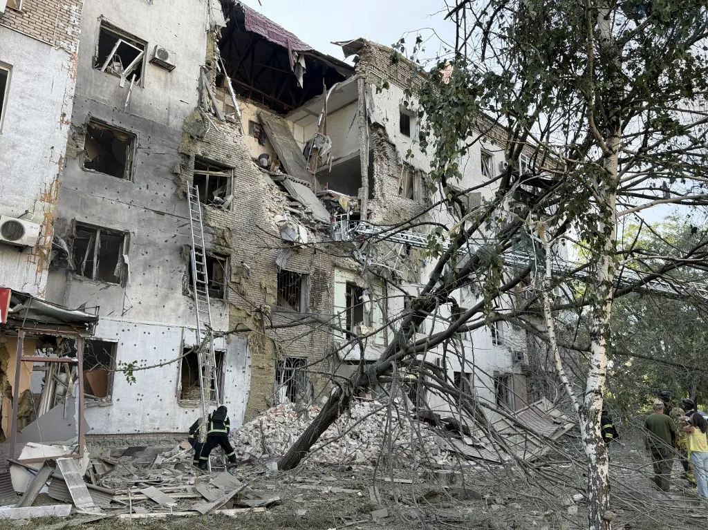 Lakóövezetet ért orosz támadás Zaporizzsjában - képünk illusztráció Fotó: DARYA NAZAROVA (STR ZAPORIZHZHIA / AFP