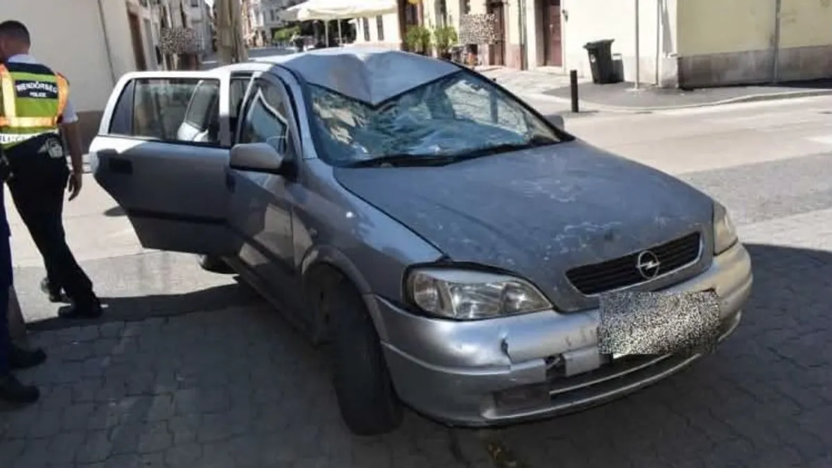 Autó gázolt halálra egy kerékpárost Győrben, a rendőrség a lakosság segítségét kéri