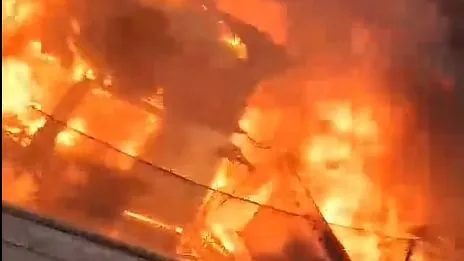 Lángokban áll egy kamion az M3-as autópályán