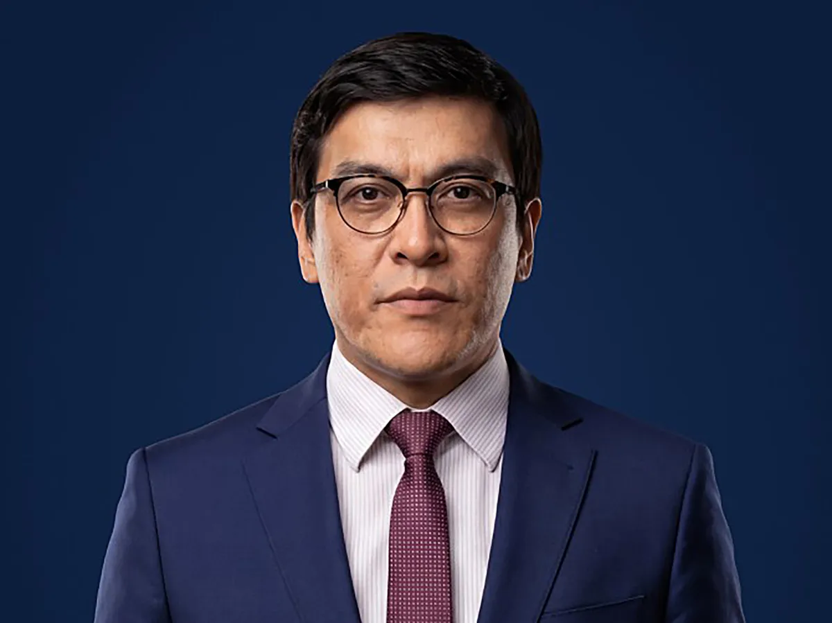 Edil Baisalov, Kirgizisztán washingtoni nagykövete az ország függetlenségéről, politikai átalakulásáról és külpolitikai kihívásairól beszélt az interjúban