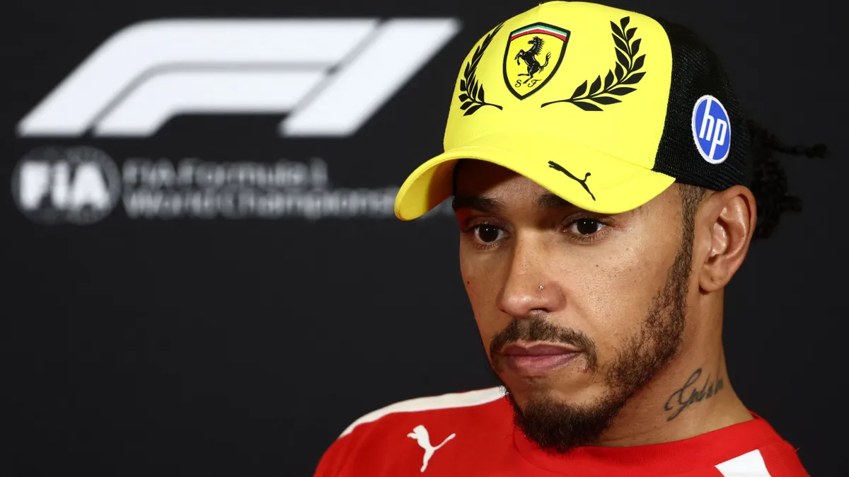 Lewis Hamilton borzalmas hírt közölt a Ferrari-szurkolókkal
