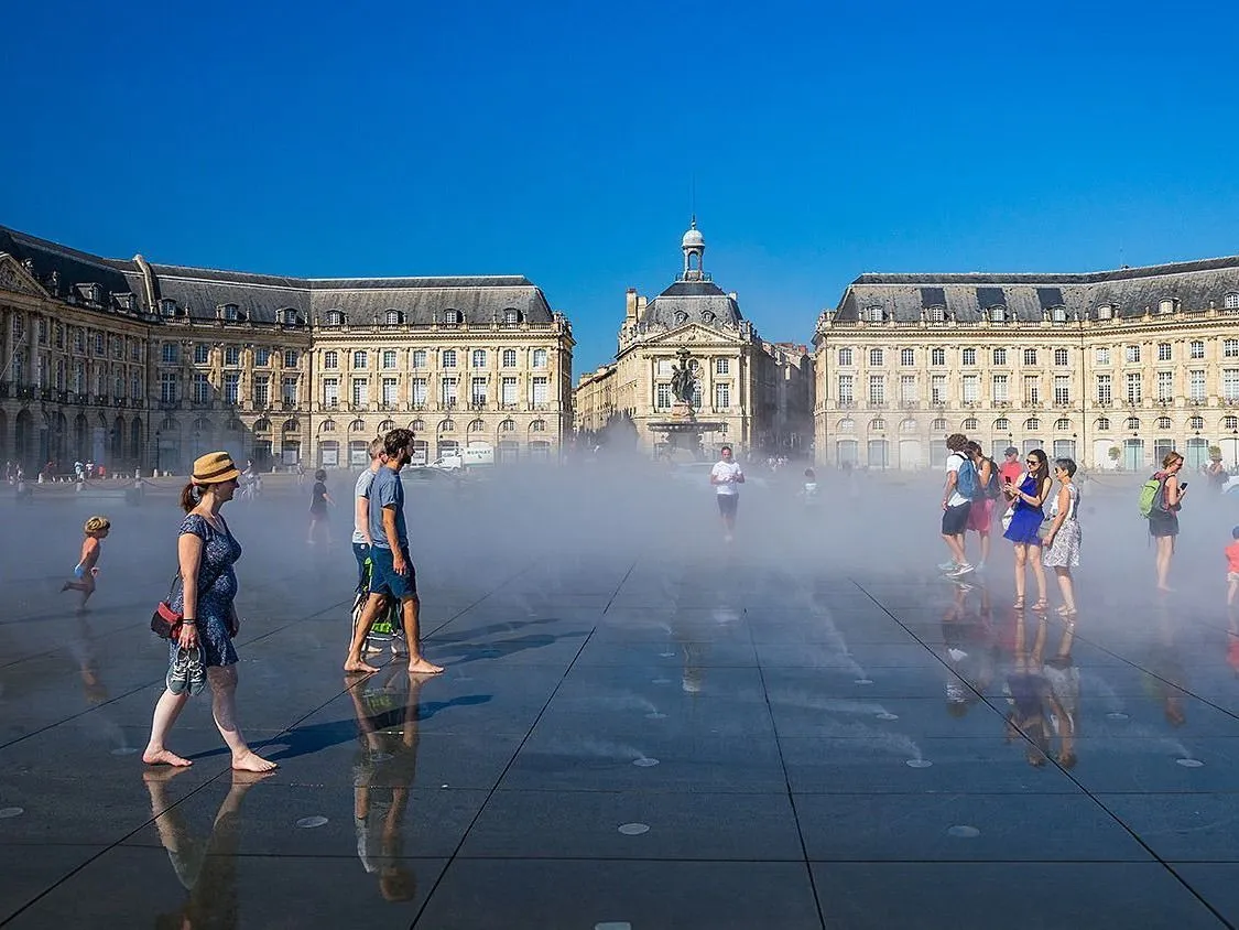 A szakemberek szerint a hőhullámok kialakulását egy újraépülő magasnyomású rendszer segítheti (képünk illusztráció) Fotó: Shutterstock Bordeaux-ban is szenvednek a turisták