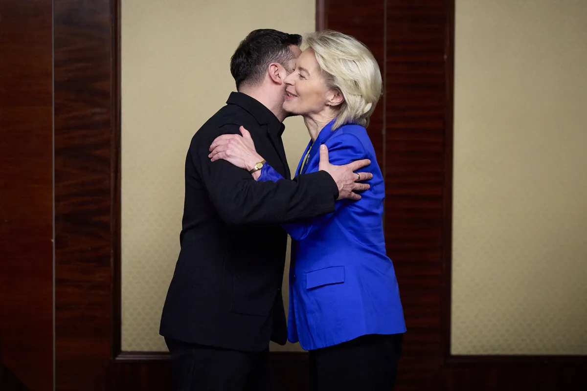 Ursula von der Leyen az ukrán államiság ünnepén érkezett Kijevbe  Fotó: HANDOUT / UKRAINIAN PRESIDENTIAL PRESS SER