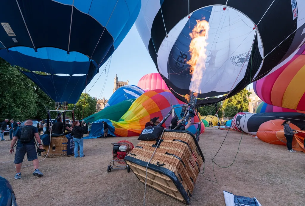 Balloons take to the skies over Bristol, this morning.  July 20, 2026. //  The countdown is on for the Bristol International Balloon Fiesta.  Free-to-attend, the fiesta at the Ashton Court Estate, will take place from Friday 7 to Sunday 9 August, 2026. 
P