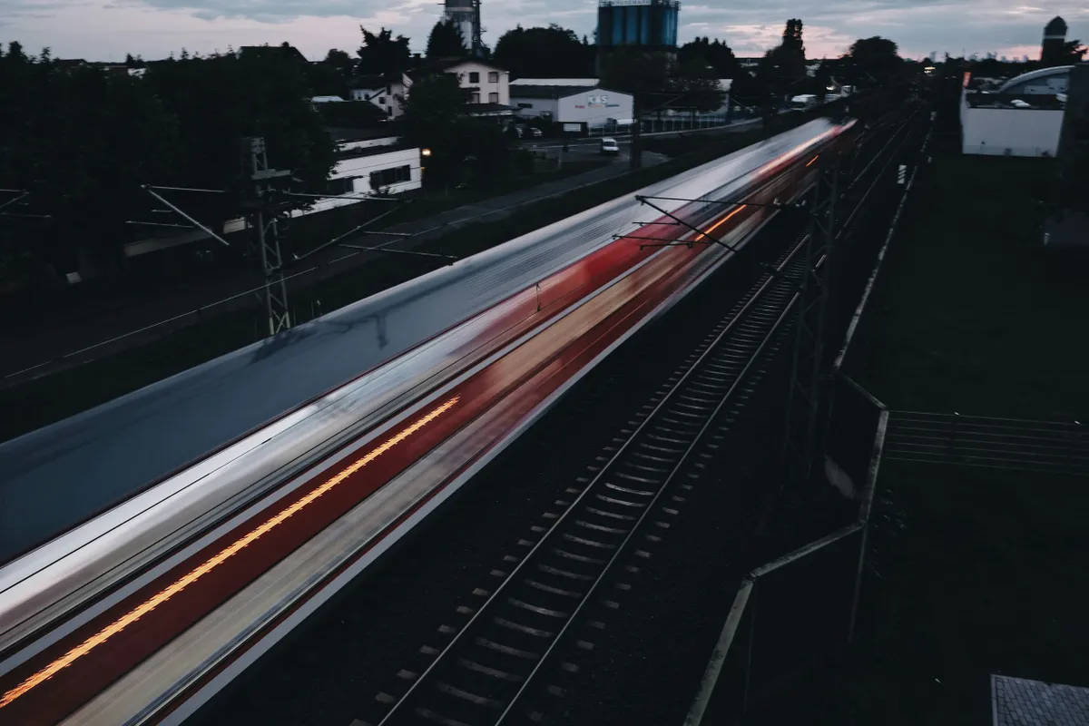 Teljes gőzzel halad a GYSEV új InterCity motorvonatainak gyártása