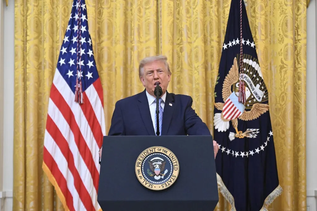 WASHINGTON, D.C. - JULY 16: U.S. President Donald Trump addresses the nation from the East Room of the White House on July 16, 2026 in Washington, DC. Trump is expected to speak on election security. Saul Loeb/Pool - Getty Images/AFP (Photo by POOL / GETTY IMAGES NORTH AMERICA / Getty Images via AFP)
