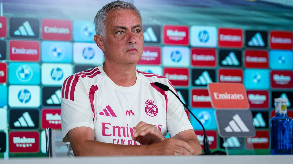 „Trófea nélkül ez bukás” – Mourinho bekeményített a Real Madrid öltözőjében