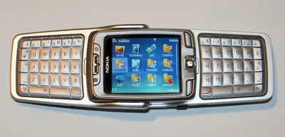 retróqwertytelefonok, Nokia E70
