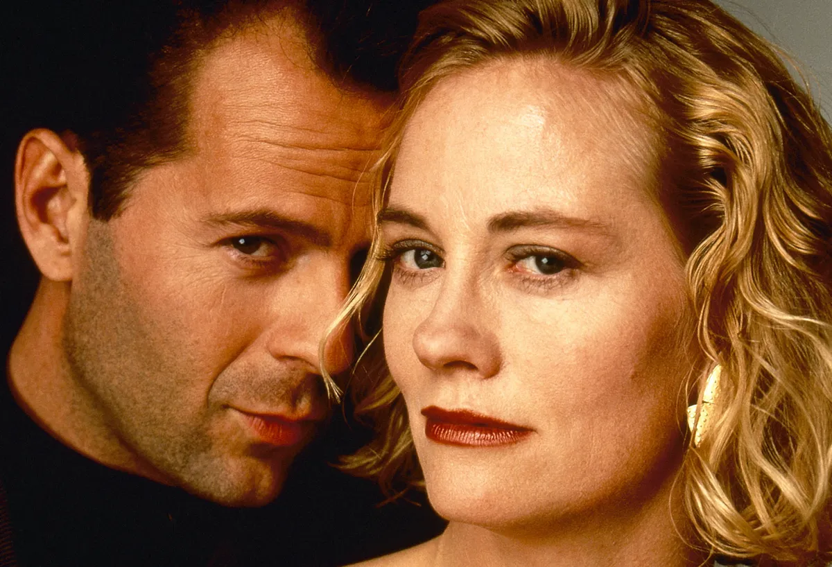 Bruce Willis, a simlis és a szende főszereplője 