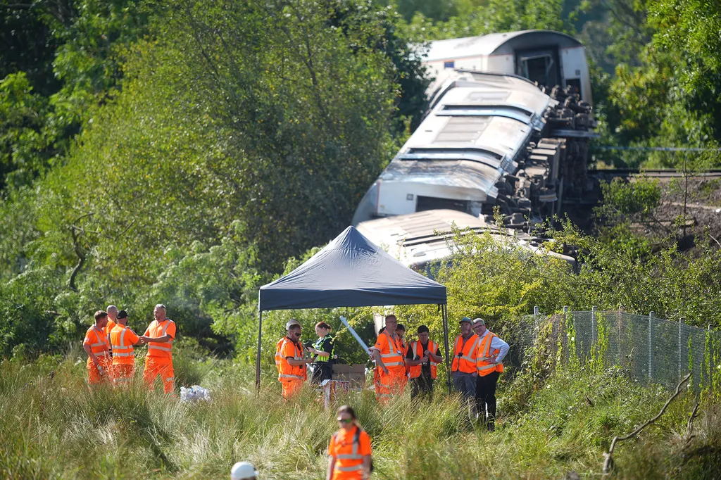 kisiklott vonat, kisiklottvonat, kelet-sussex,