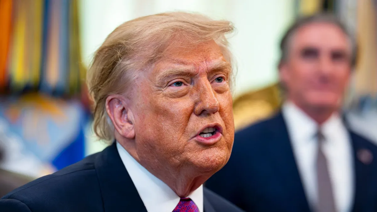 Megváltozott Donald Trump programja a 9/11-es terrortámadás 25. évfordulójára. A Ground Zero helyett a Pentagonban emlékezik meg az áldozatokról.