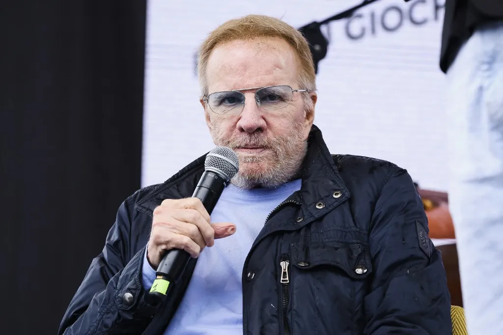 Christopher Lambert appears on stage for an interview with fans during the Como Fun fair at LarioFiere in Erba, Italy, on March 15, 2025 (Photo by Alessandro Bremec/NurPhoto). (Photo by Alessandro Bremec / NurPhoto via AFP)