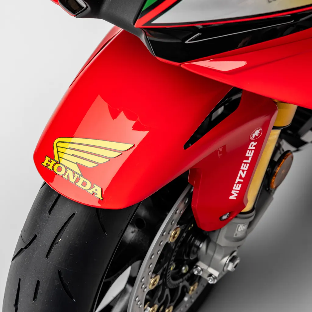 Limited Edition John McGuinness 30th Anniversary Replica CBR1000RR-R Fireblade SP