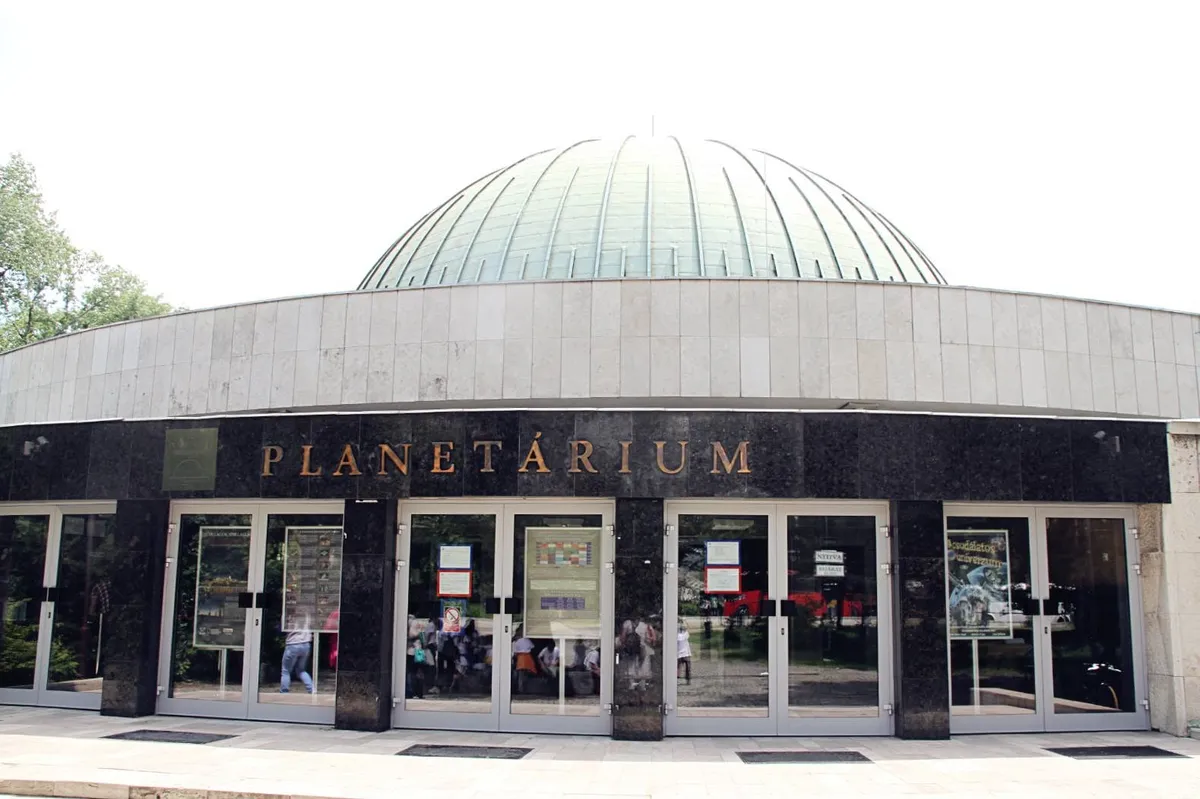 Budapesti Planetárium, Népliget, planetárium felújítása, 2027-es újranyitás, tudományos élményközpont, Zeiss vetítő, 8K vetítési rendszer, Tanács Zoltán TIT Budapest Planetárium 2017 óta nem fogad látogatókat Budapesten