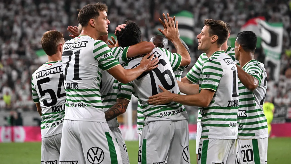 A Fradi elnöke, Kubatov Gábor is rendszeresen szerepel a Ferencvárosi C-közép bírálataiban  Ferencvaros' players celebrate their team's fourth goal during the UEFA Europa League second leg playoff football match between Ferencvaros and Trabzonspor in Budapest on August 27, 2026. Ferencvaros won the match 4-0. (Photo by Attila KISBENEDEK / AFP)