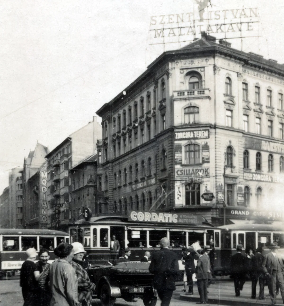 Milyen volt a tömegközlekedés 100 éve Budapesten?