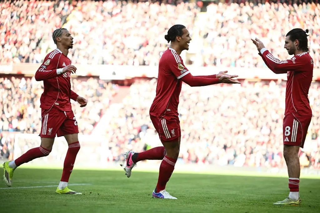 Virgil van Dijk elismerően beszélt Szoboszlai Dominikról