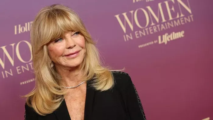 Goldie Hawn 80 évesen is bomba formában van, így bulizik a hollywoodi legenda