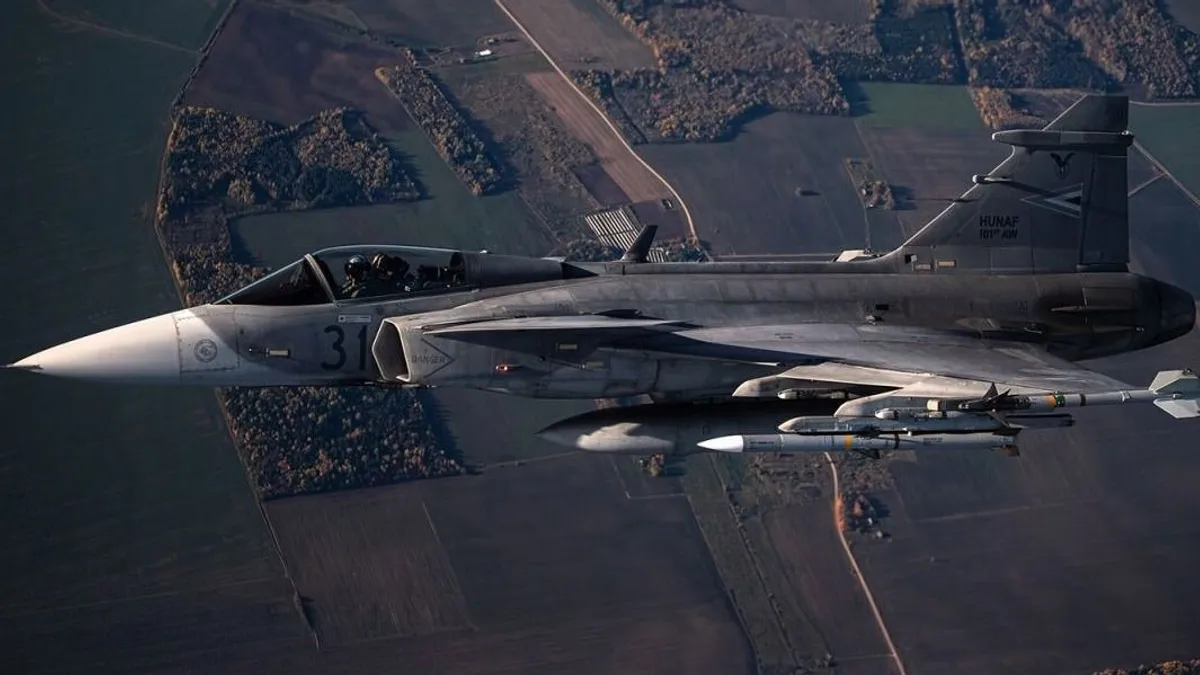 Lezuhant a Magyar Honvédség egyik Gripen gépe Szolnok mellett