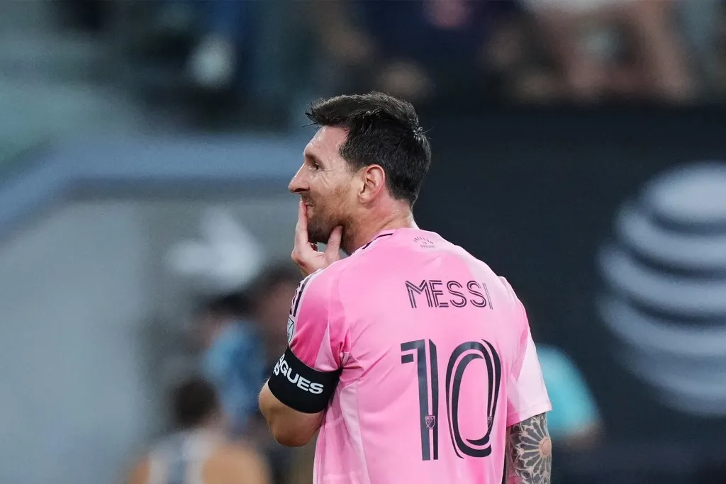 MIAMI, FLORIDA - AUGUST 12: Lionel Messi #10 of Inter Miami CF reacts during the Leagues Cup Phase One match between Inter Miami CF and Leon at Nu Stadium on August 12, 2026 in Miami, Florida.   Rich Storry/Getty Images/AFP (Photo by Rich Storry / GETTY IMAGES NORTH AMERICA / Getty Images via AFP)