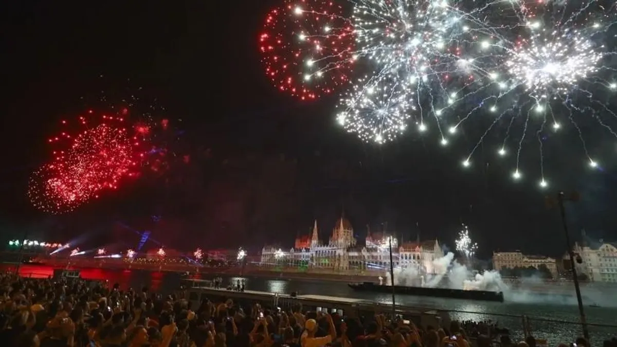 A Mi Hazánk feljelentést tett az augusztus 20-i rendezvény közbeszerzése miatt