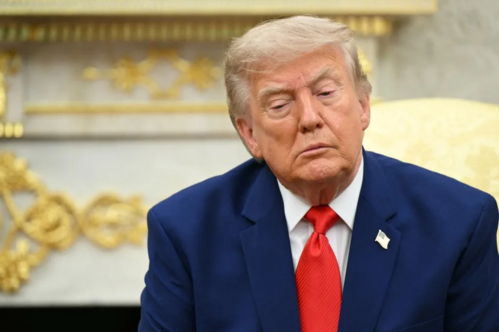 Trump úgy véli, hamarosan létrejöhet a megállapodás Iránnal és újra megnyílhat a Hormuzi-szoros Fotó: SAUL LOEB / AFP