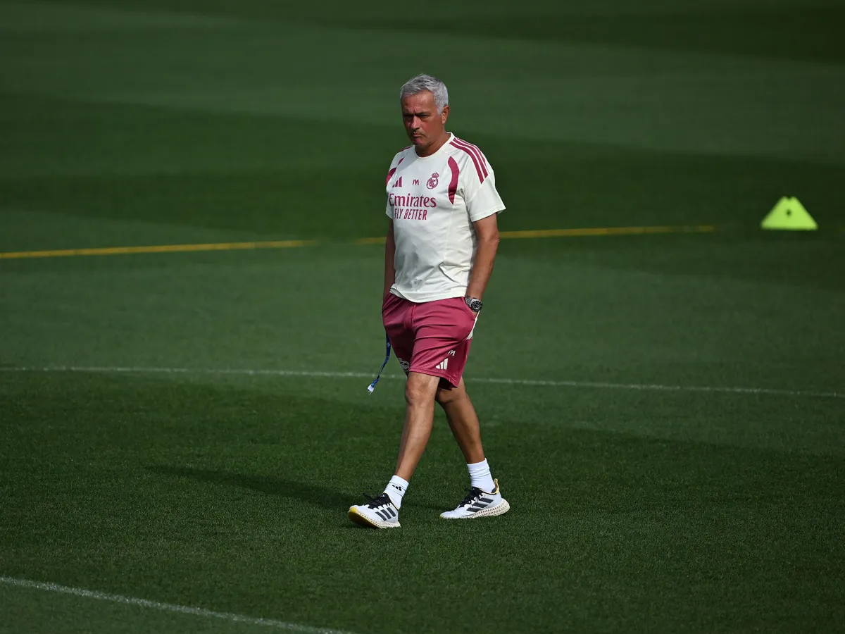 MADRID, SPAIN - AUGUST 21: Head coach Jose Mourinho of Real Madrid leads a training session at the team's Valdebebas facilities ahead of the La Liga week 2 clash against RCD Espanyol, in Madrid, Spain on August 21, 2026. Burak Akbulut / Anadolu (Photo by BURAK AKBULUT / Anadolu via AFP)