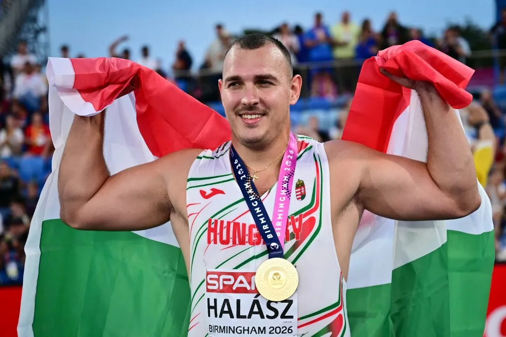 Gold medallist Hungary's Bence Halasz celebrates after winning the men's hammer throw final during the European Athletics Championships at Alexander Stadium in Birmingham on August 11, 2026. (Photo by Ben STANSALL / AFP)