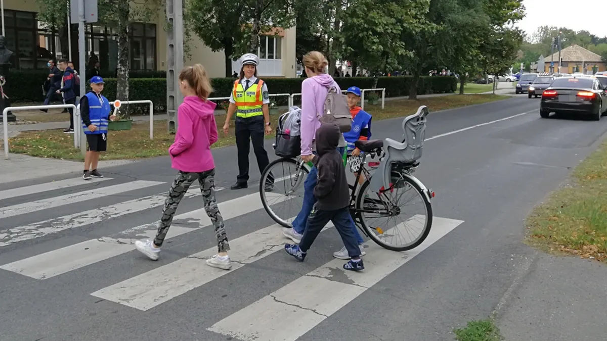 Iskolakezdésnél hamarabb kell indulni, mert megnő a forgalom és sok helyen lelassul a haladás.
