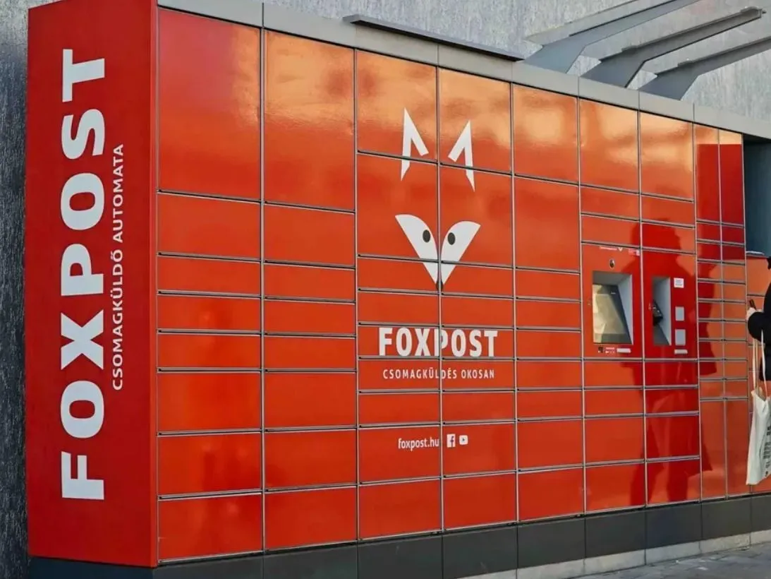A FOXPOST új gépsora öt kamerával azonosítja a feldolgozásra kerülő csomagokat